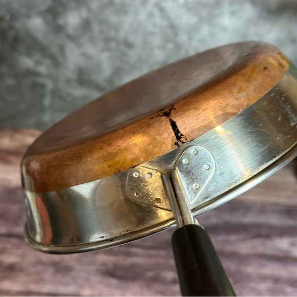 Vintage Revere Ware 1801 Clinton IL Skillet Set 7 inch and 9 inch - Picture 13 of 15